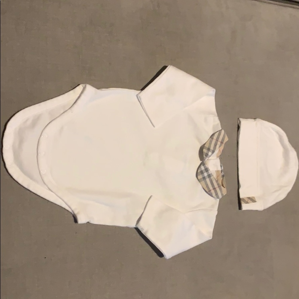 Baby onesie with hat